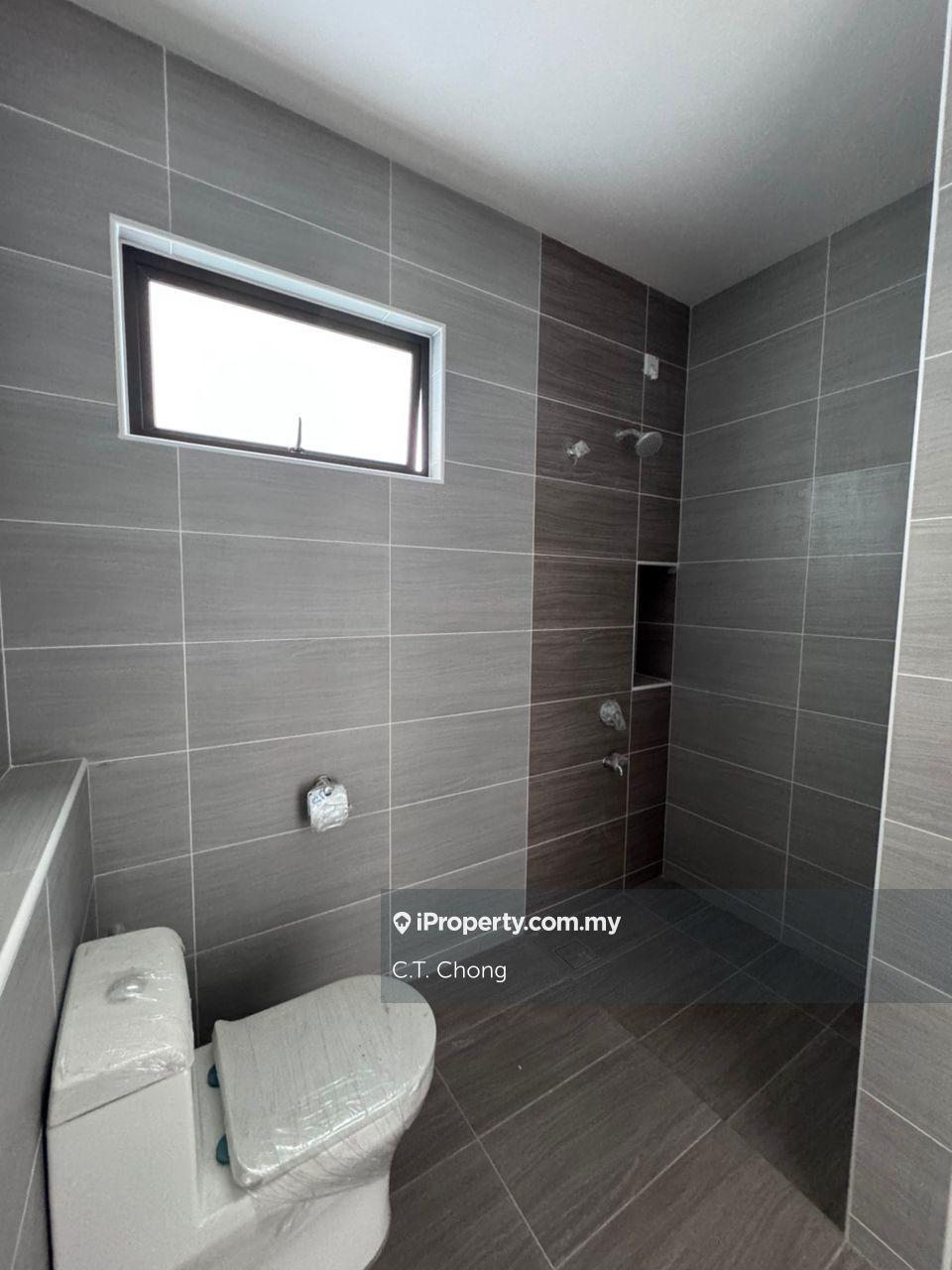 Rumah Berangkai 2 Tingkat untuk Dijual di Taman Dato Onn, Johor Bahru oleh C.T. Chong - iProperty.com.my