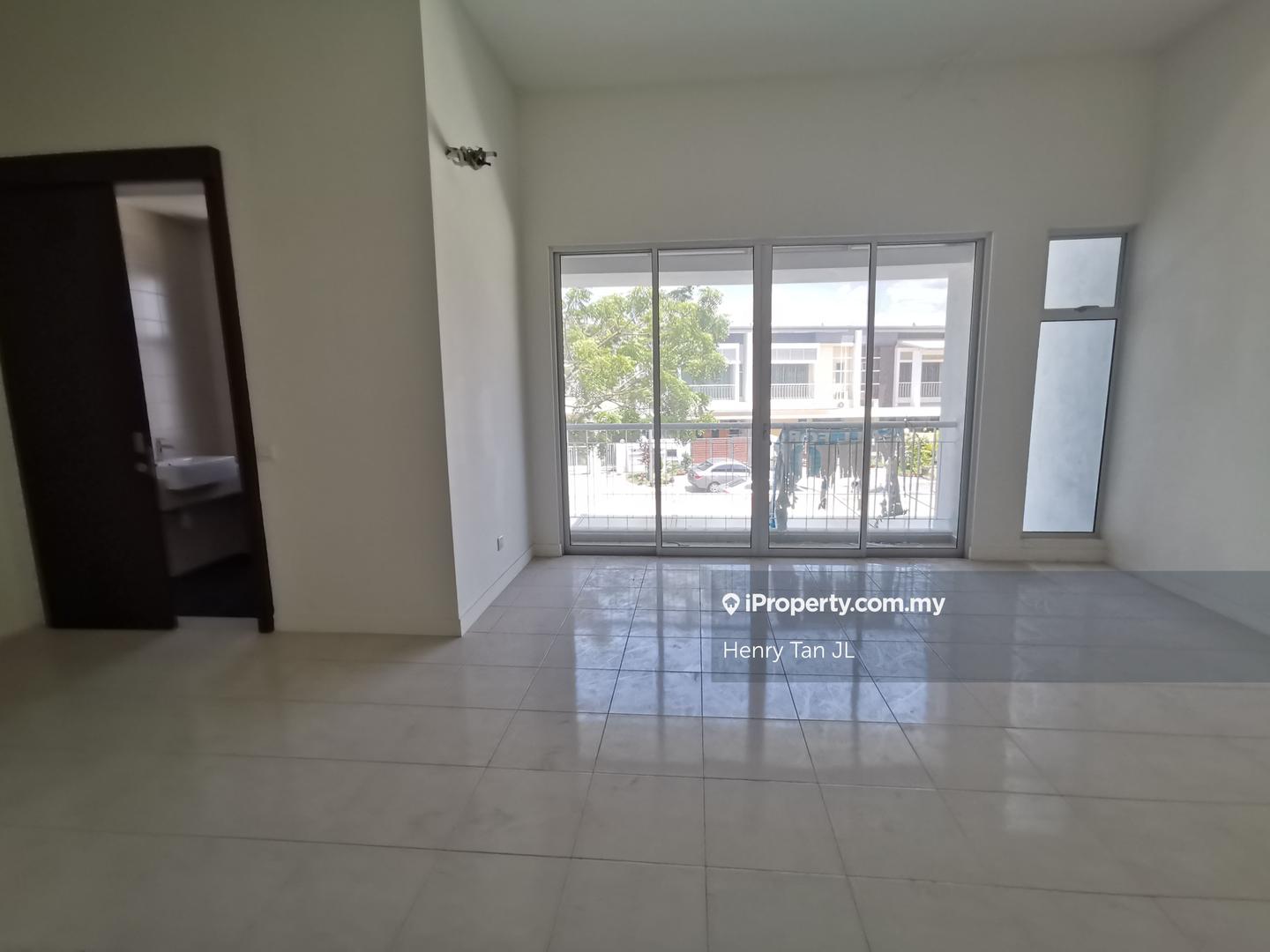 Rumah Berangkai 2 Tingkat untuk Dijual di Chimes , Bandar Rimbayu, Telok Panglima Garang oleh Henry Tan JL - iProperty.com.my