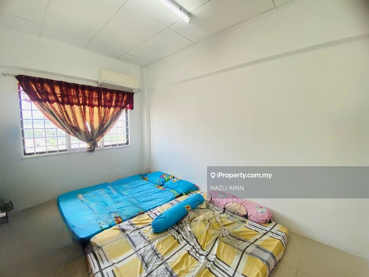 Pangsapuri untuk Dijual di Saujana Ria / Sri Saujana oleh NAZLI AMIN - iProperty.com.my