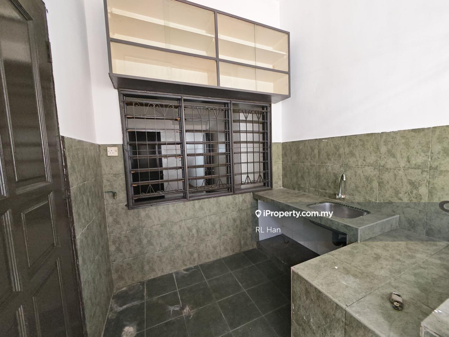 Rumah Berangkai 2 Tingkat untuk Dijual di Usj 11, Subang Jaya oleh RL Han - iProperty.com.my