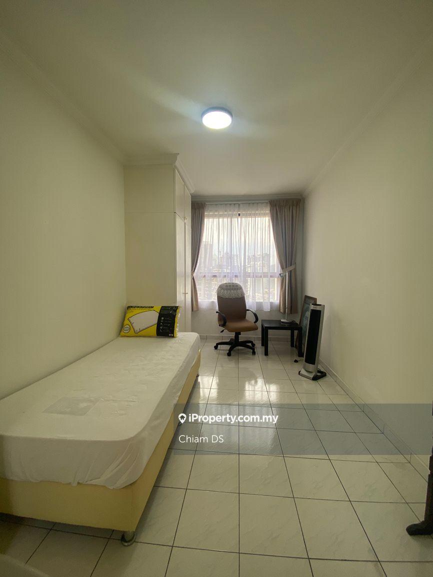 Condominium for Rent in Mont Kiara Pines by Chiam DS - iProperty.com.my