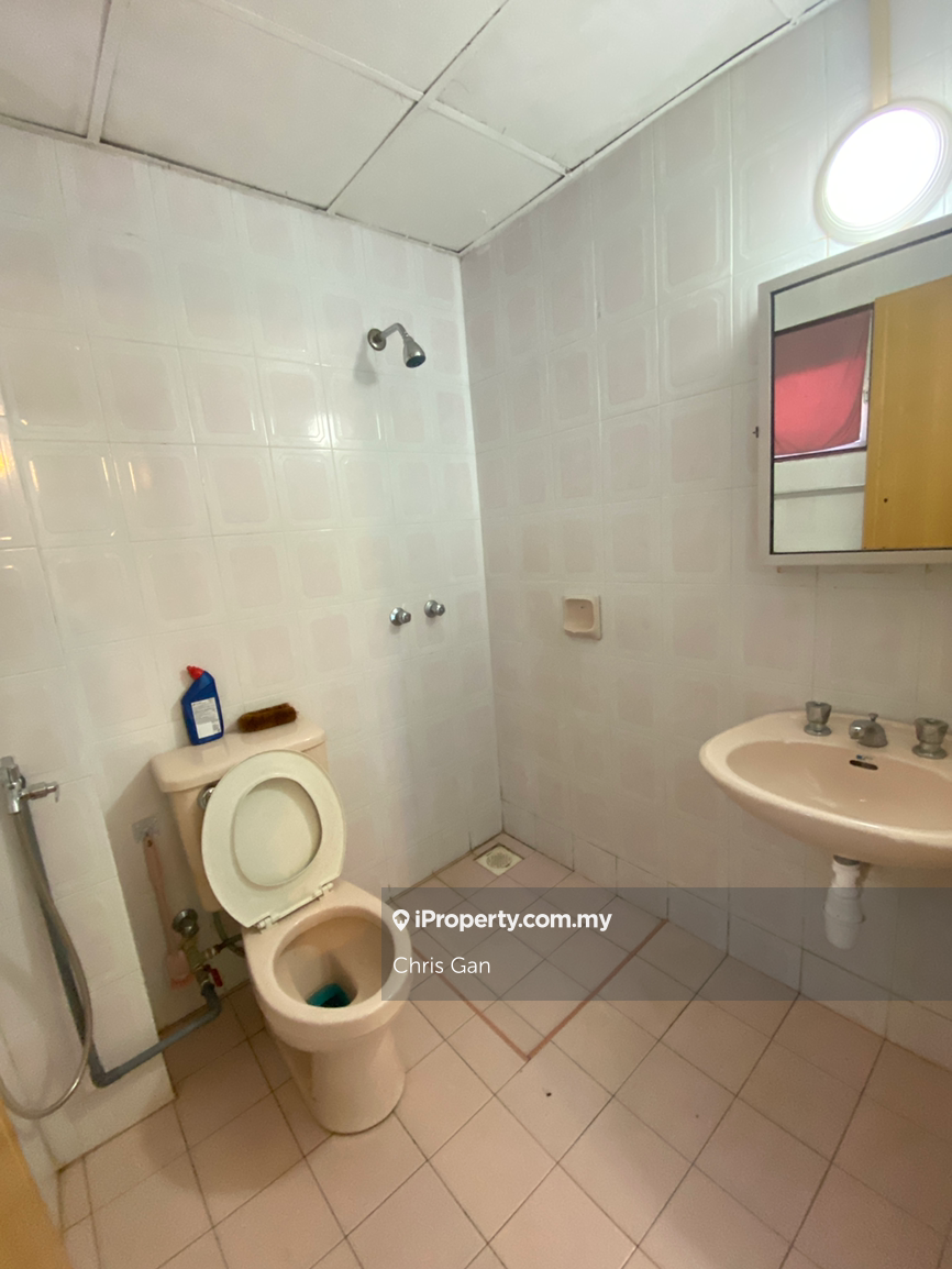 Apartment for Rent in Baiduri Apartment by Chris Gan - iProperty.com.my