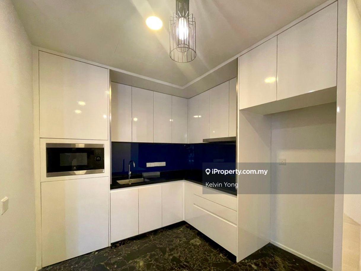 Residensi Servis untuk Dijual di Arcoris Residences oleh Kelvin Yong - iProperty.com.my