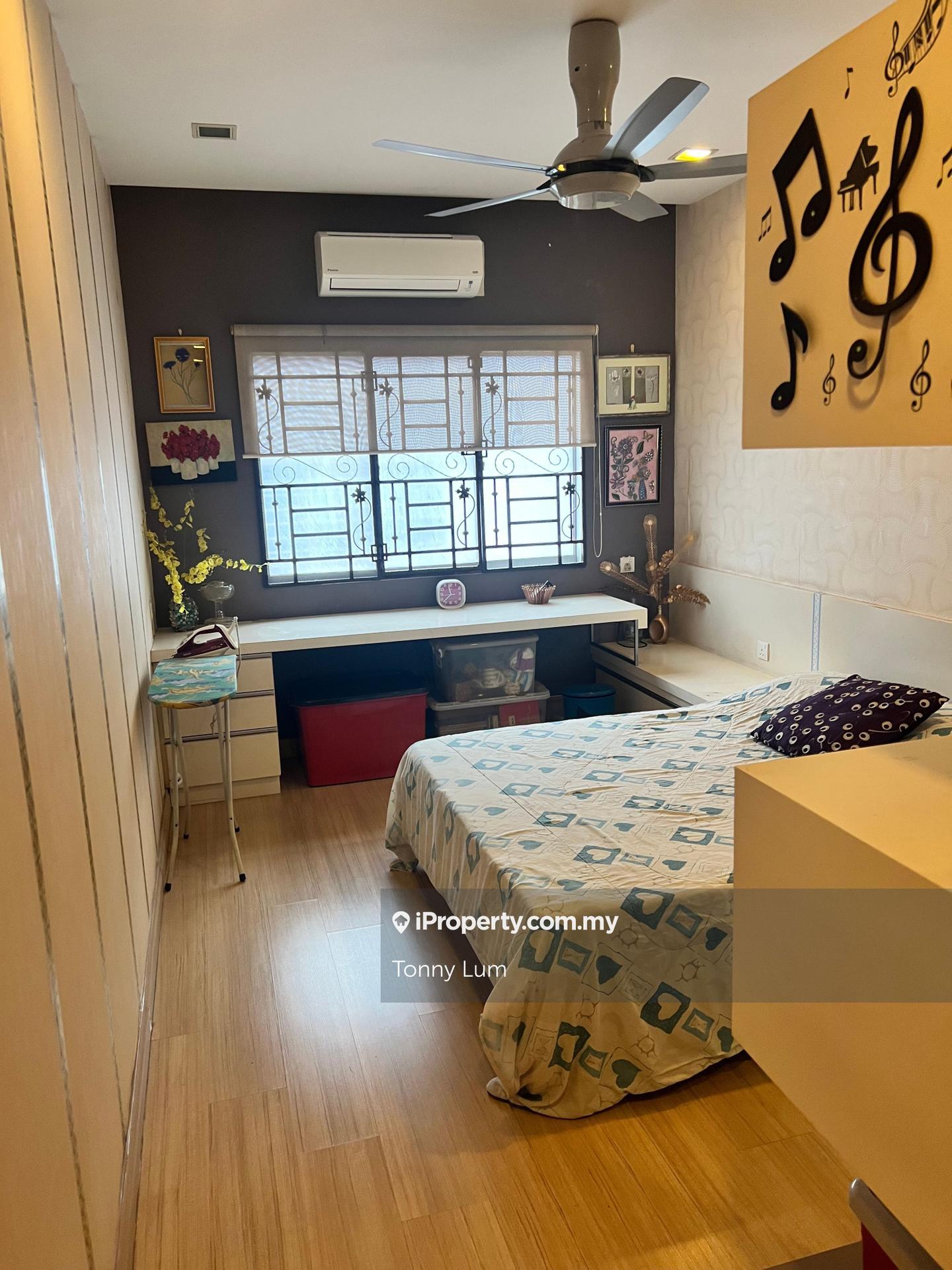 Rumah Berangkai 2 Tingkat untuk Dijual di Bandar Nusaputra, Puchong oleh Tonny Lum - iProperty.com.my