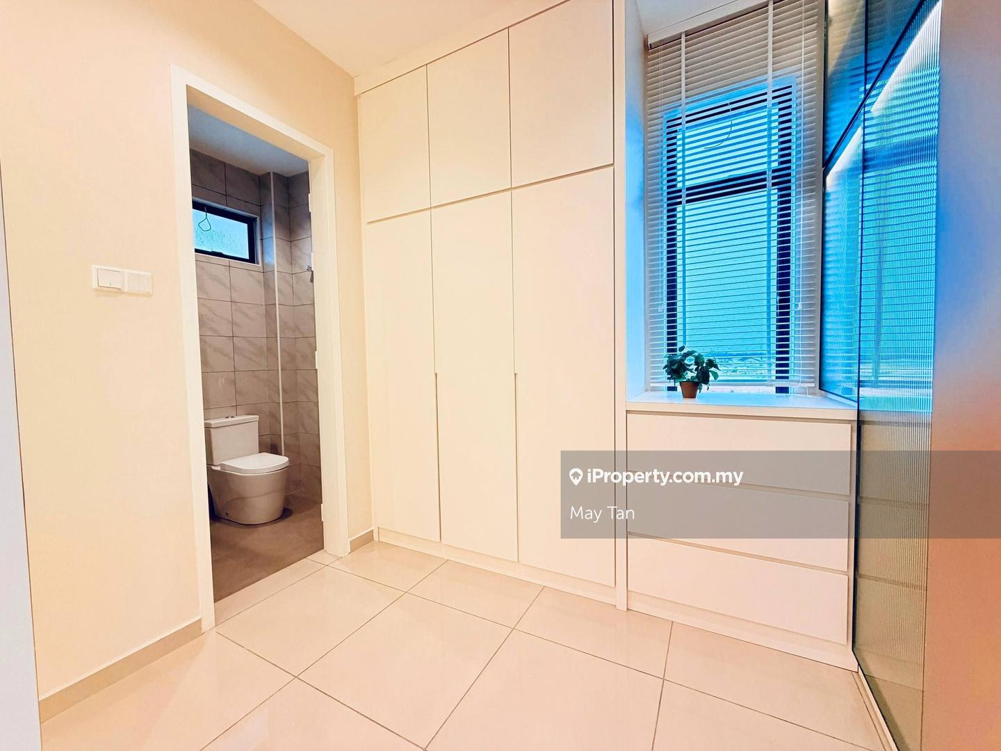 Rumah Berangkai 2 Tingkat untuk Dijual di Phase 3,Full loan, Kluang oleh May Tan - iProperty.com.my