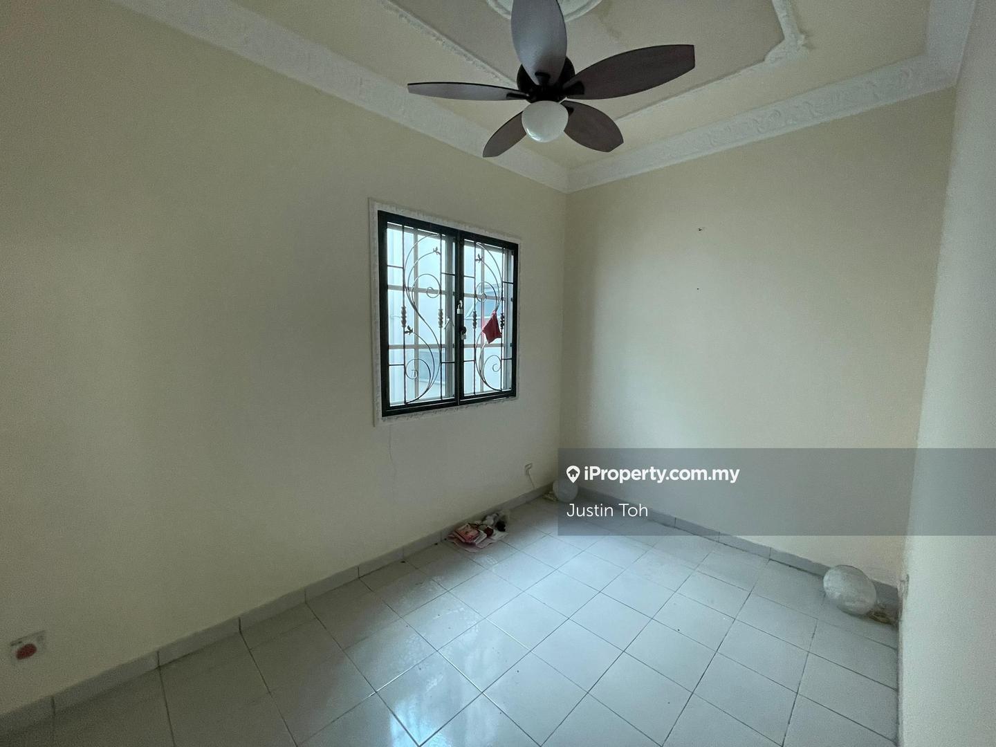 Rumah Berangkai 2 Tingkat untuk Dijual di Taman Amansiara, Rawang oleh Justin Toh - iProperty.com.my