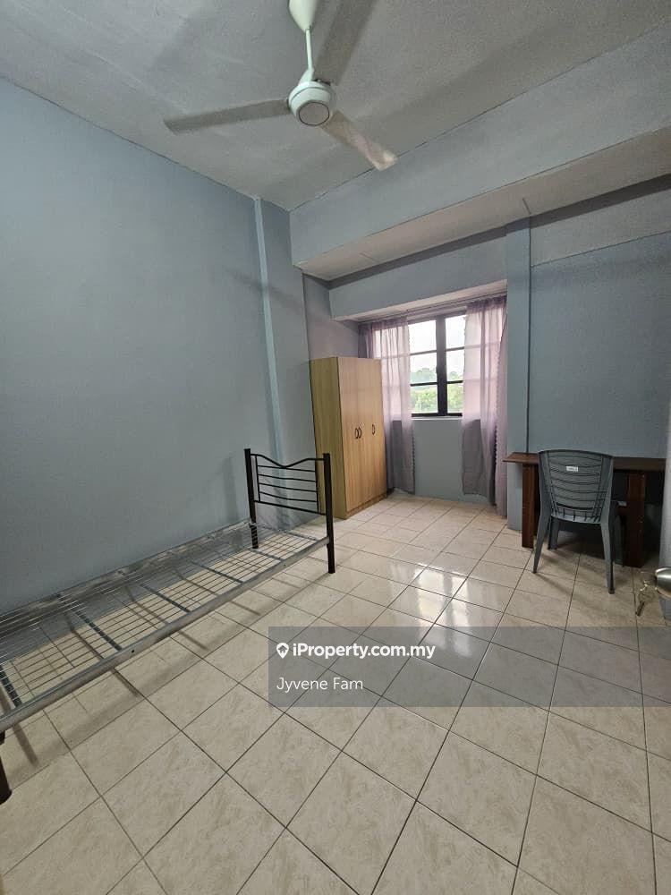 Condominium for Rent in Evergreen Park Scot Pine by Jyvene Fam - iProperty.com.my