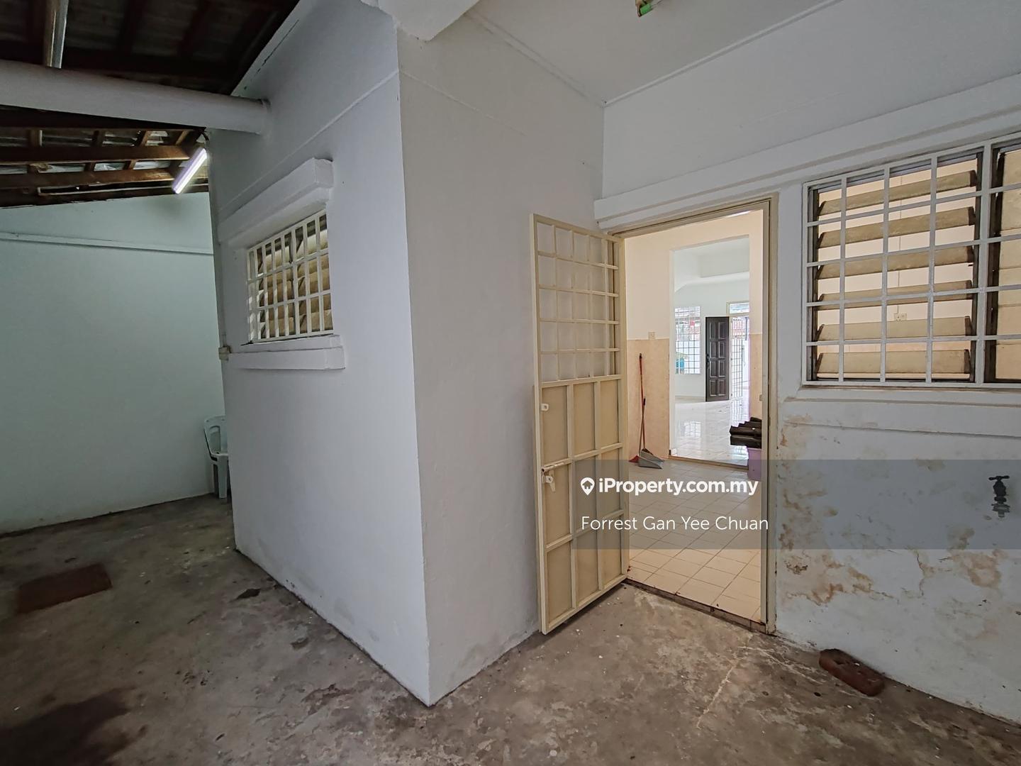 Rumah Berangkai 2 Tingkat untuk Dijual di Bandar Bukit Tinggi, Klang oleh Forrest Gan Yee Chuan - iProperty.com.my