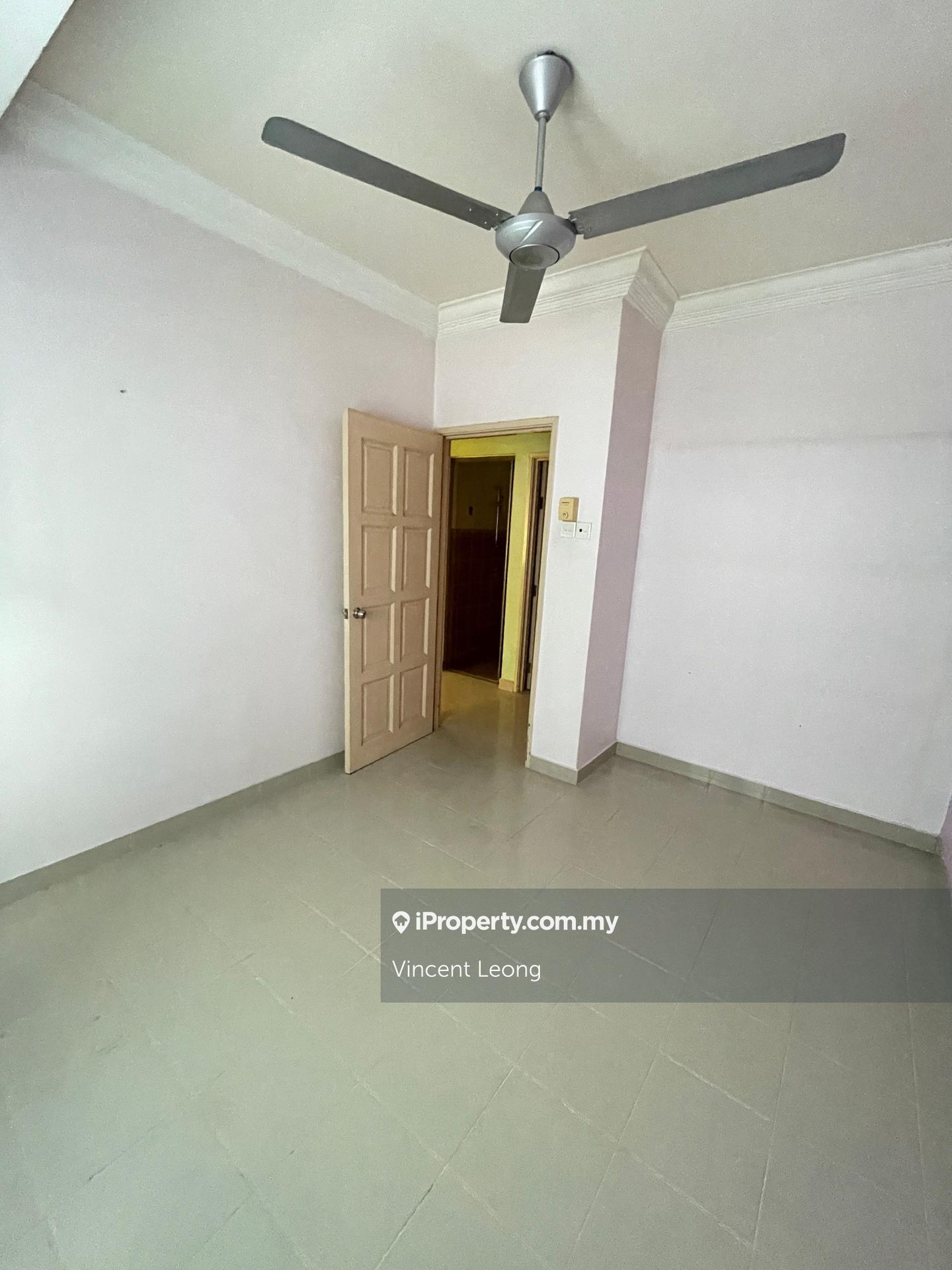 Rumah Pangsa untuk Dijual di Mesra Prima oleh Vincent Leong - iProperty.com.my