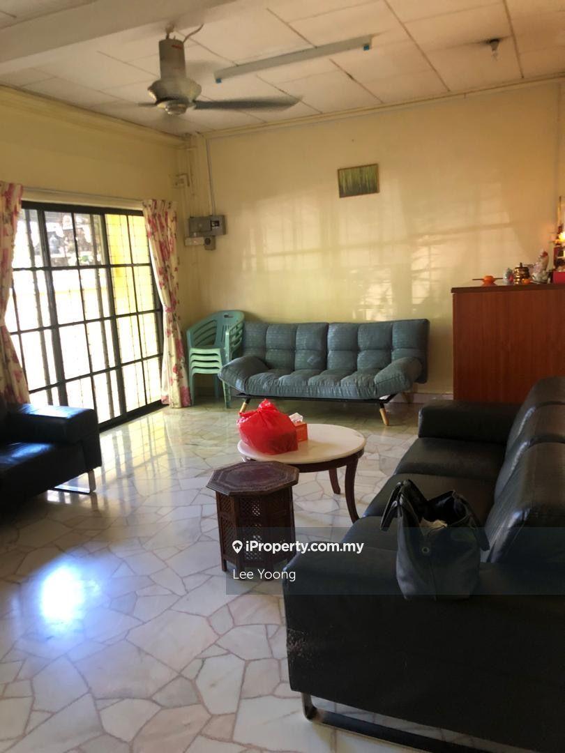 Commercial Semi-D for Sale in Taman Green Lane, Jelutong by Chris Tan - iProperty.com.my