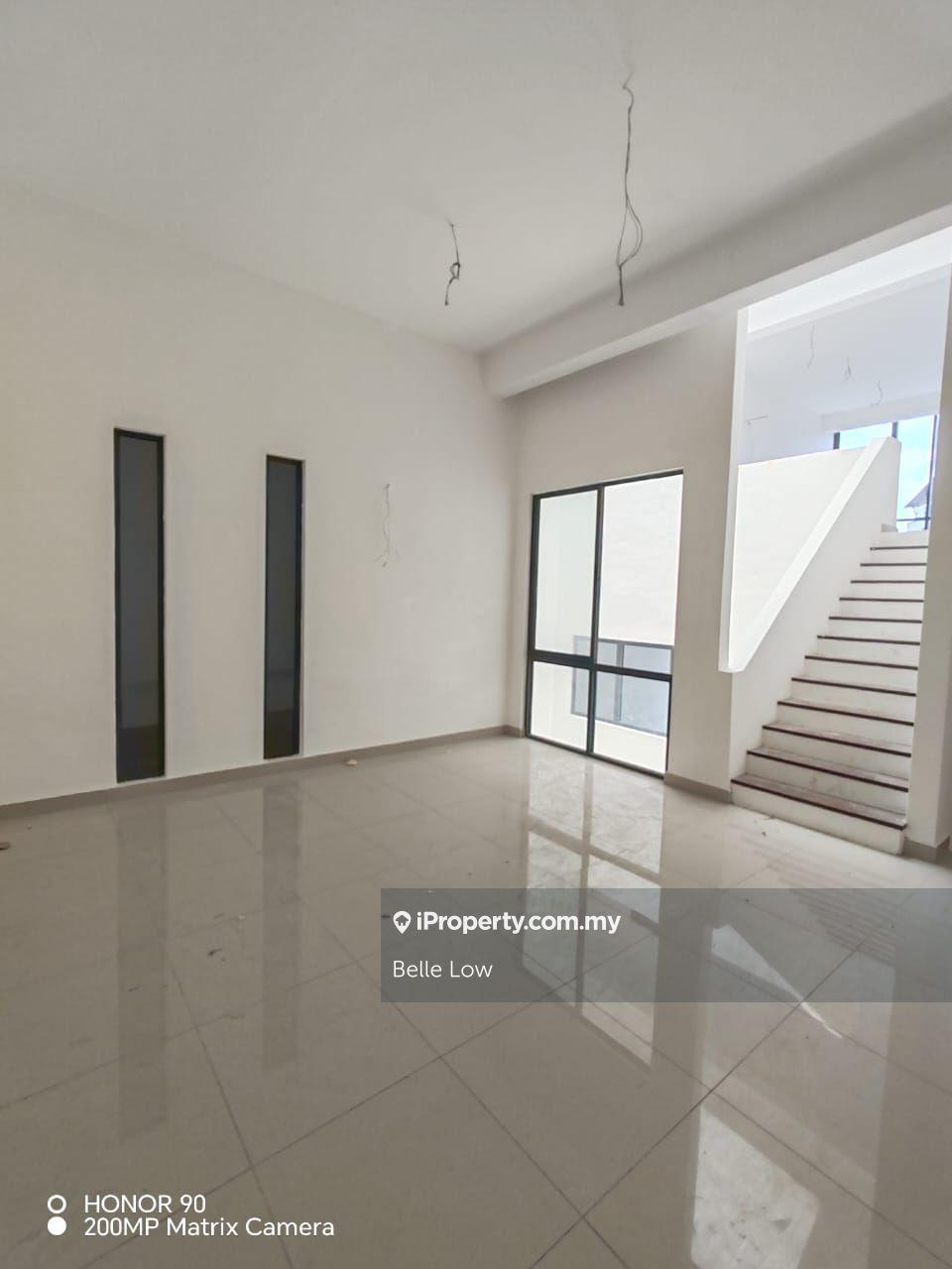 4-storey Terraced House for Sale in Damansara Perdana, Selangor by Belle Low - iProperty.com.my