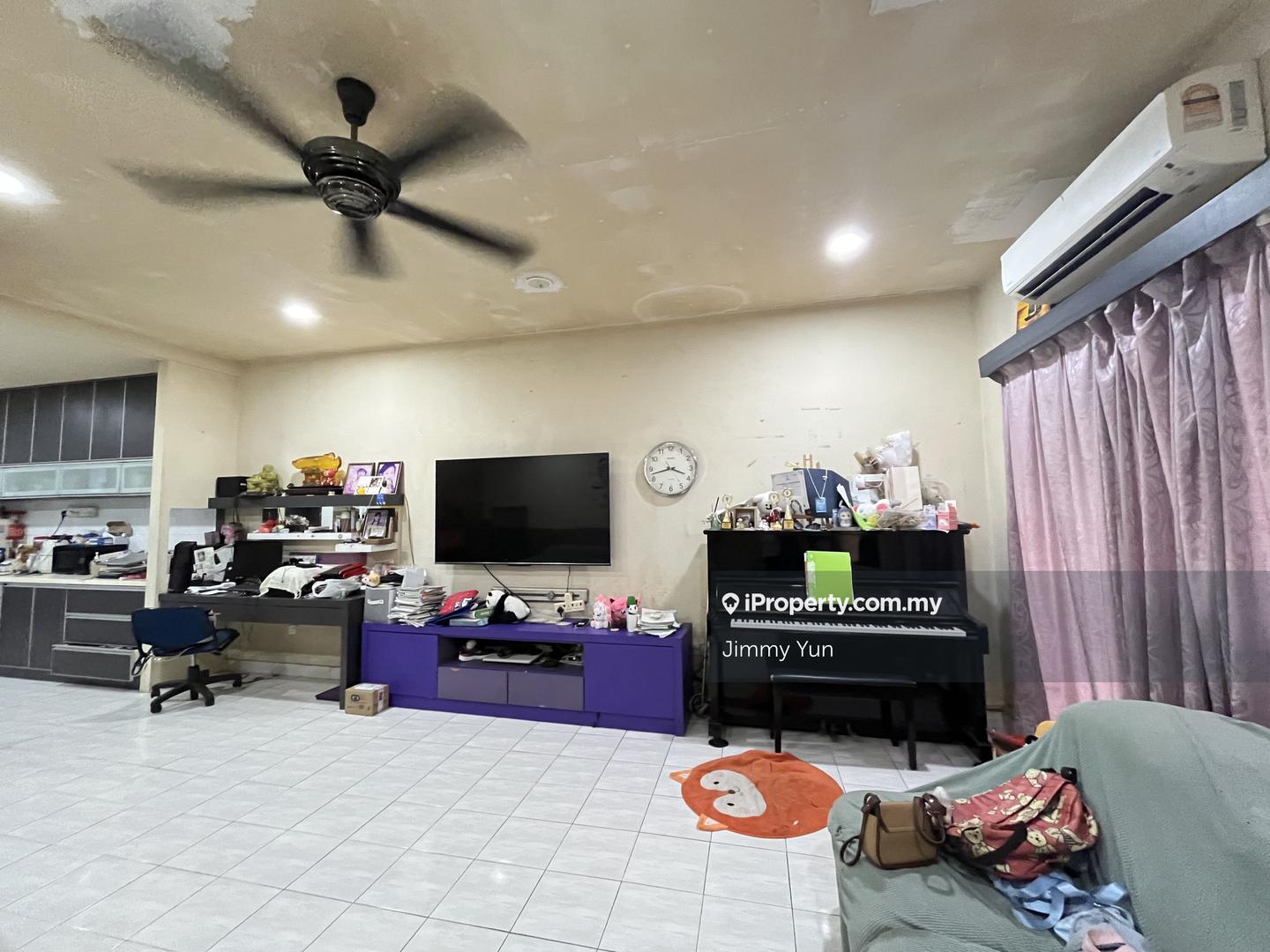 Rumah Berangkai 2.5 Tingkat untuk Dijual di Taman Bukit Serdang, Seri Kembangan oleh Jimmy Yun - iProperty.com.my