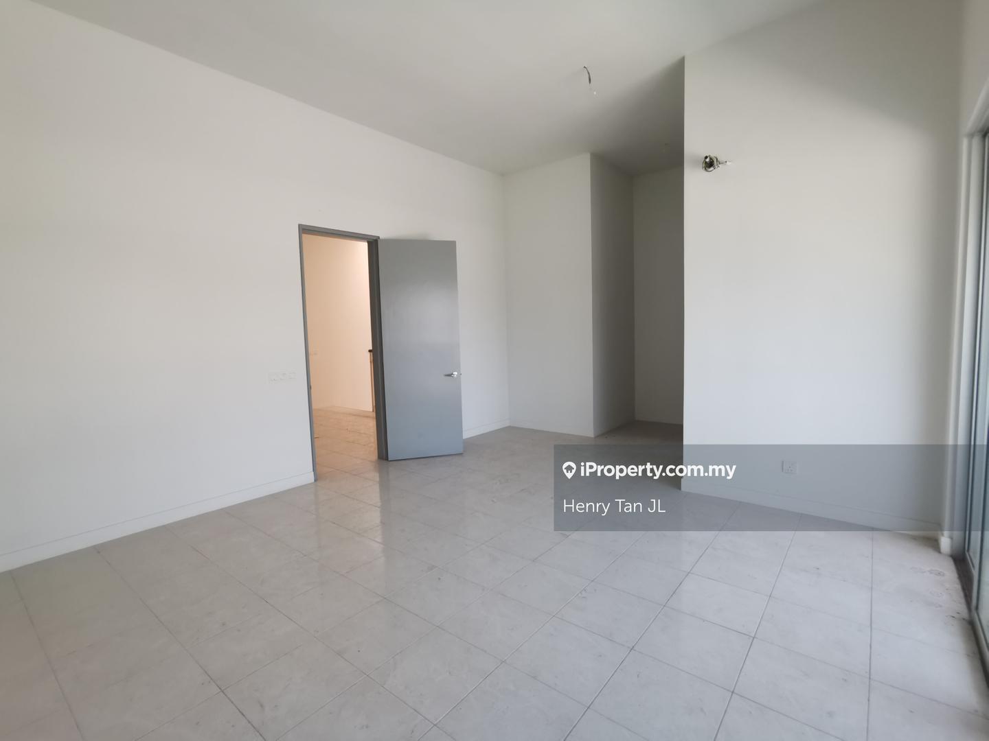 Rumah Berangkai 2 Tingkat untuk Dijual di Chimes , Bandar Rimbayu, Telok Panglima Garang oleh Henry Tan JL - iProperty.com.my