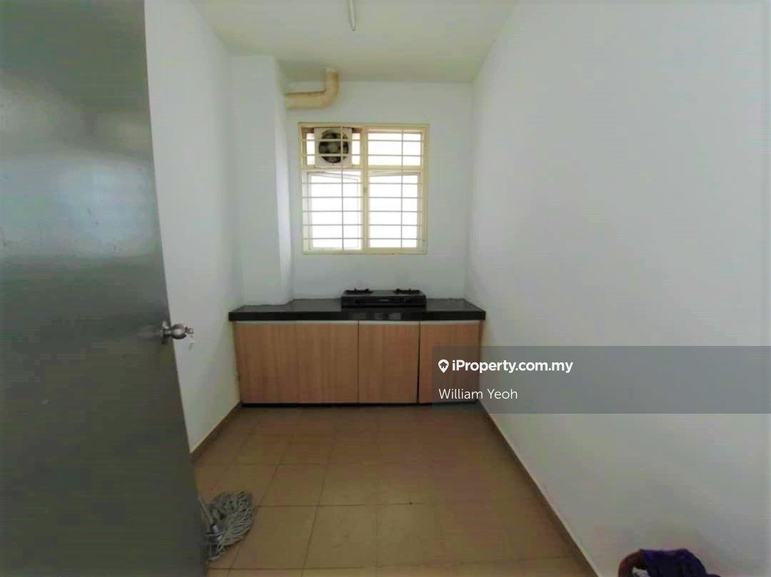 Service Residence for Sale in MH Platinum Residence by William Yeoh - iProperty.com.my