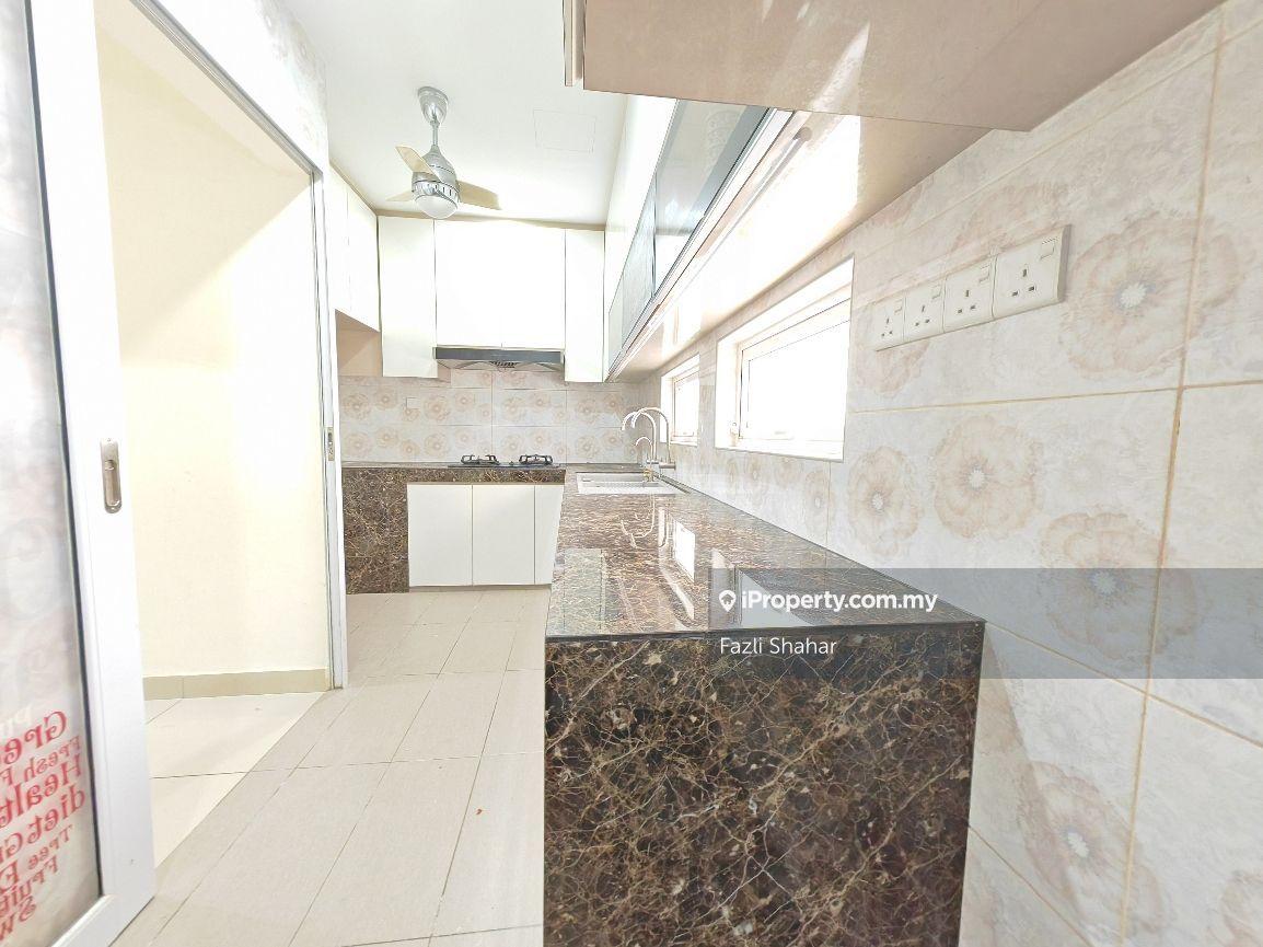Rumah Berangkai 2.5 Tingkat untuk Dijual di Abadi Heights, Puchong oleh Fazli Shahar - iProperty.com.my
