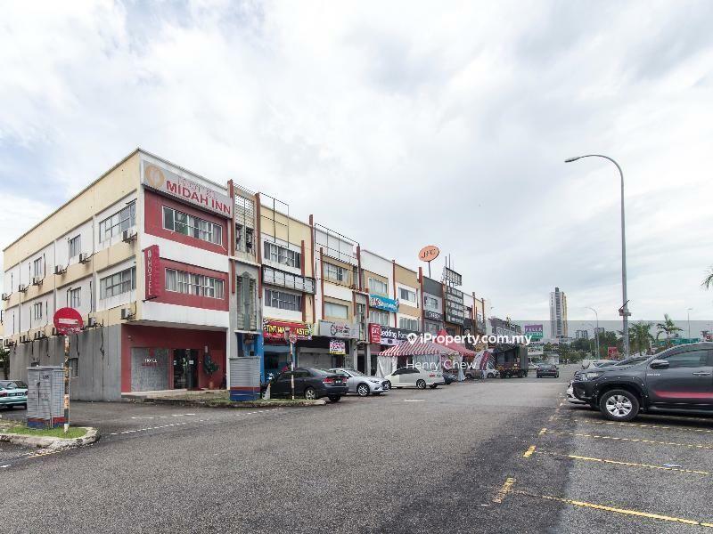 Shop-Office for Sale in Puchong Gateway, Puchong by Henry Chew - iProperty.com.my