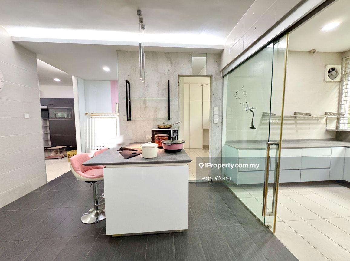 Rumah Berangkai 3.5 Tingkat untuk Dijual di TAMAN CASSIA Rawang ,Sri Hijau, New Green Park, Rawang oleh Leon Wong - iProperty.com.my