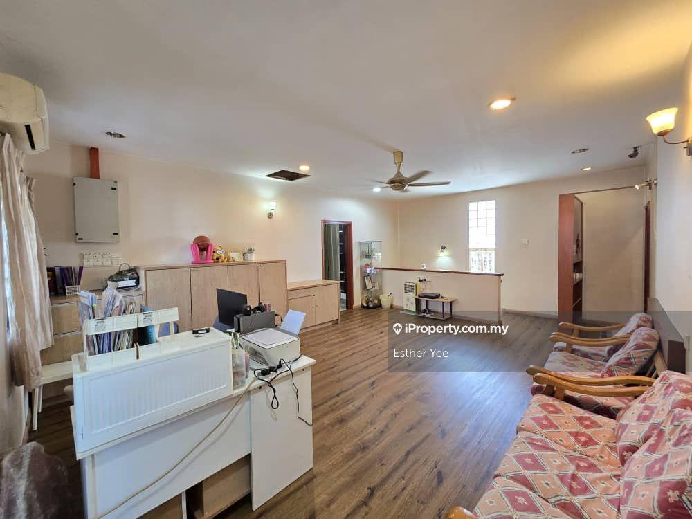 Bungalow House for Sale in Taman Dagang Jaya, Ampang by Esther Yee - iProperty.com.my