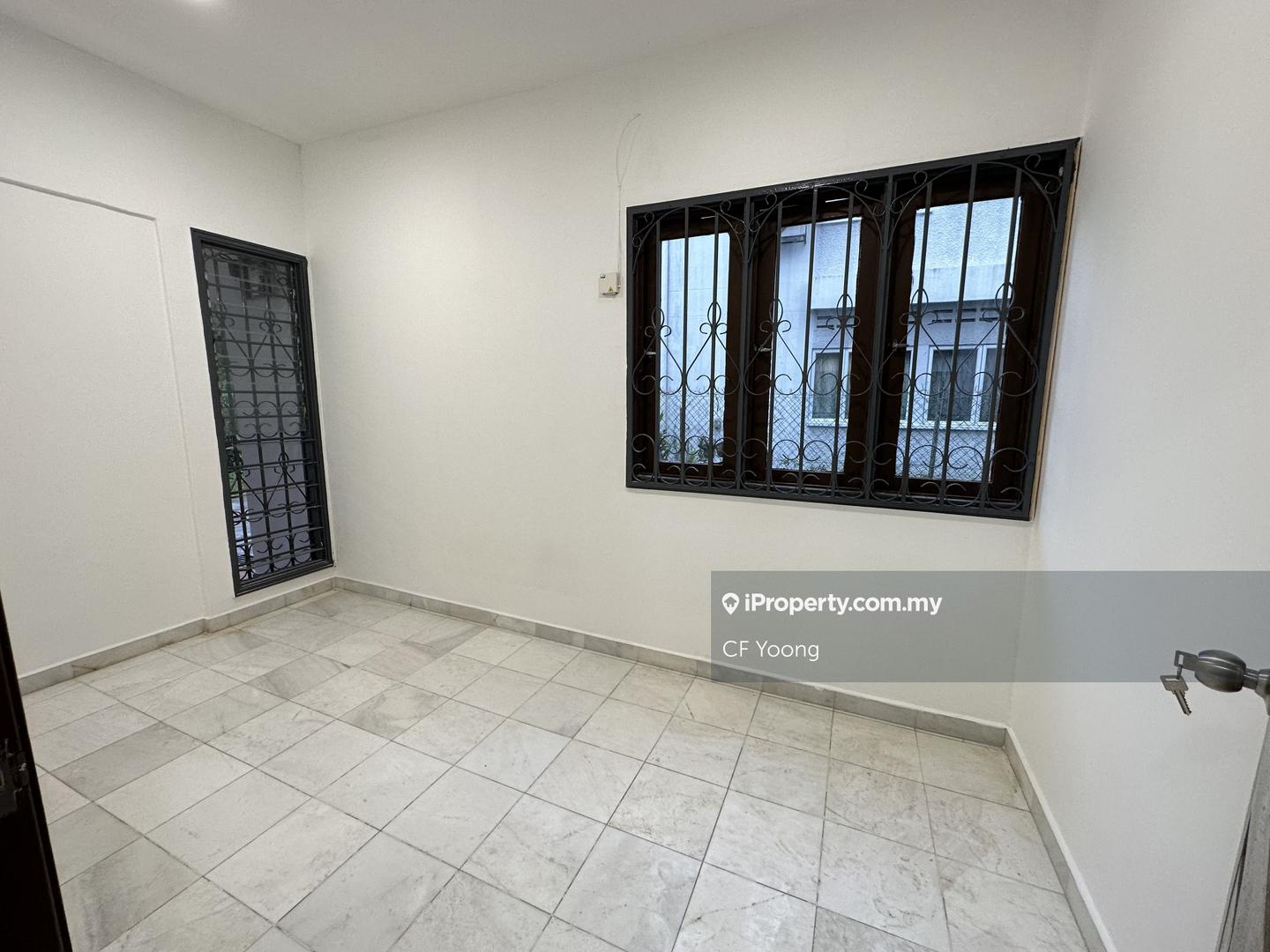 Banglo untuk Dijual di Setiakasih, Damansara Heights oleh CF Yoong - iProperty.com.my