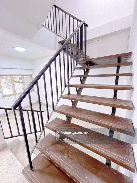Rumah Berangkai 2 Tingkat untuk Dijual di SS2, Petaling Jaya oleh Hor Yan - iProperty.com.my