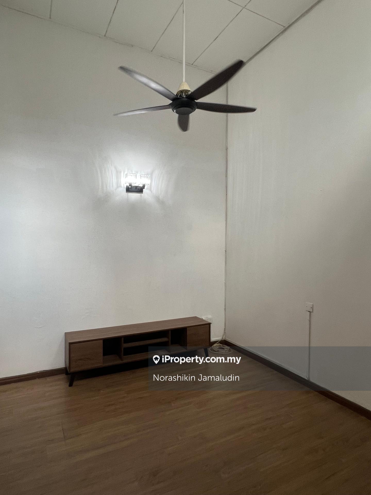 Rumah Berangkai 2 Tingkat untuk Disewa di Kota Damansara, Selangor oleh Norashikin Jamaludin - iProperty.com.my