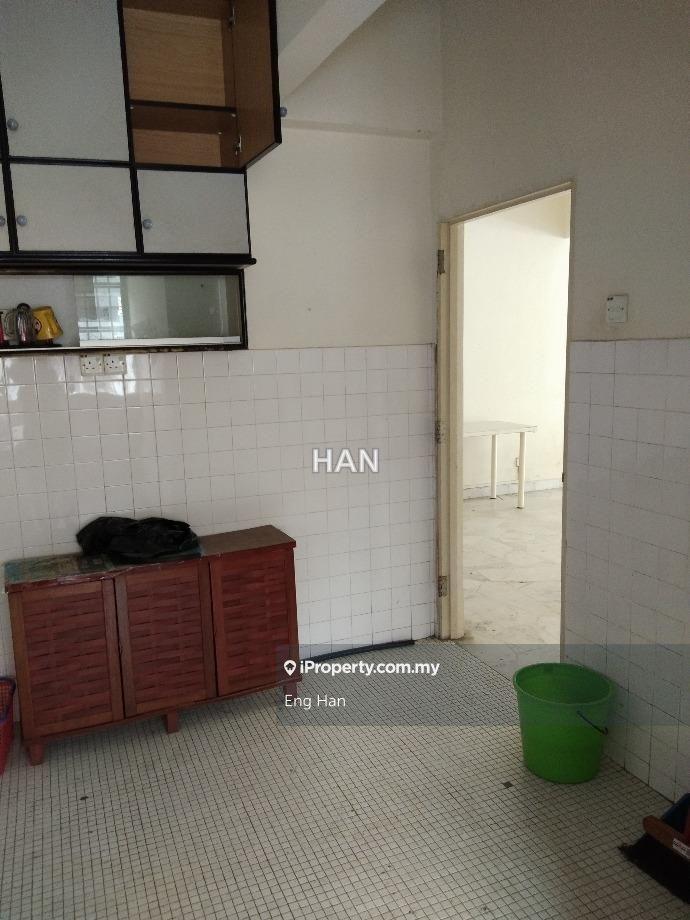 Rumah Pangsa untuk Dijual di Kuchai Entrepreneurs Park oleh Eng Han - iProperty.com.my