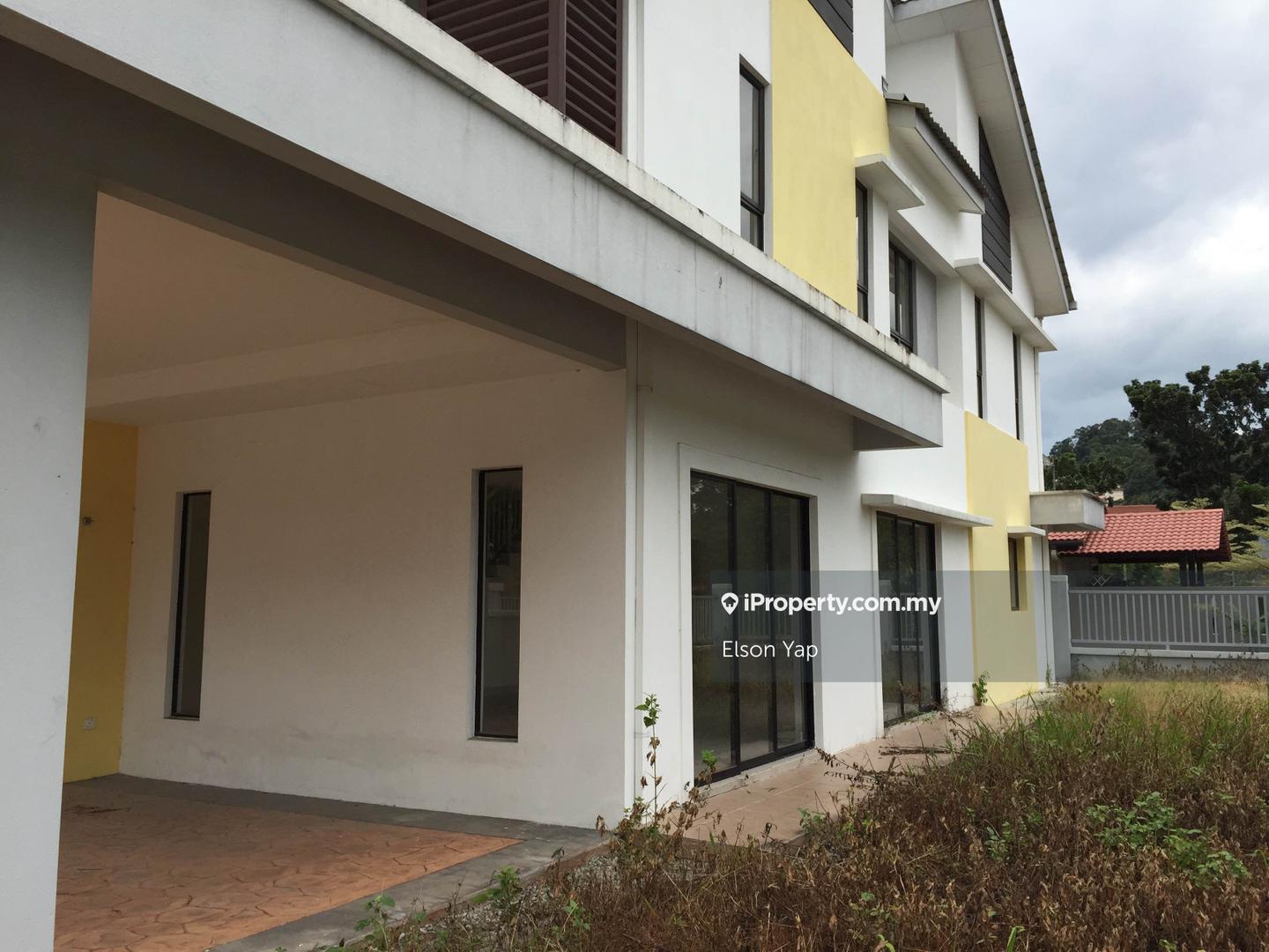 Rumah Berangkai 2 Tingkat untuk Dijual di Sutera Damansara, Damansara Damai oleh Elson Yap - iProperty.com.my