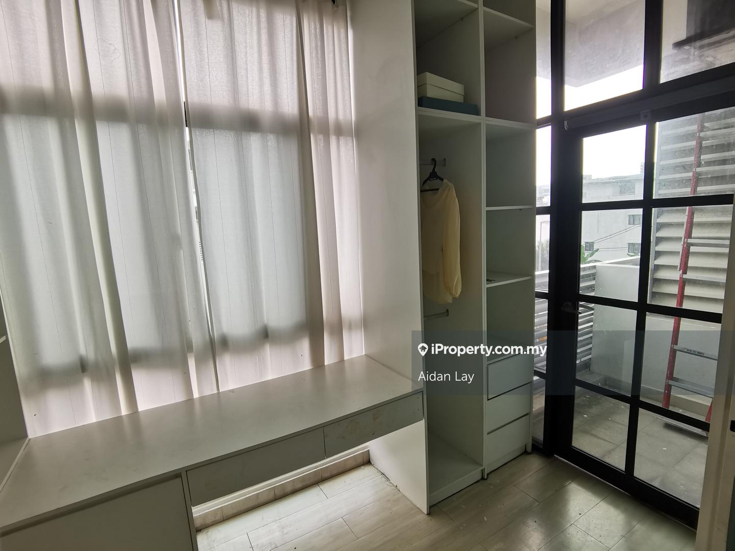 Townhouse for Sale in Kampung Sungai Kayu Ara, Petaling Jaya by Aidan Lay - iProperty.com.my