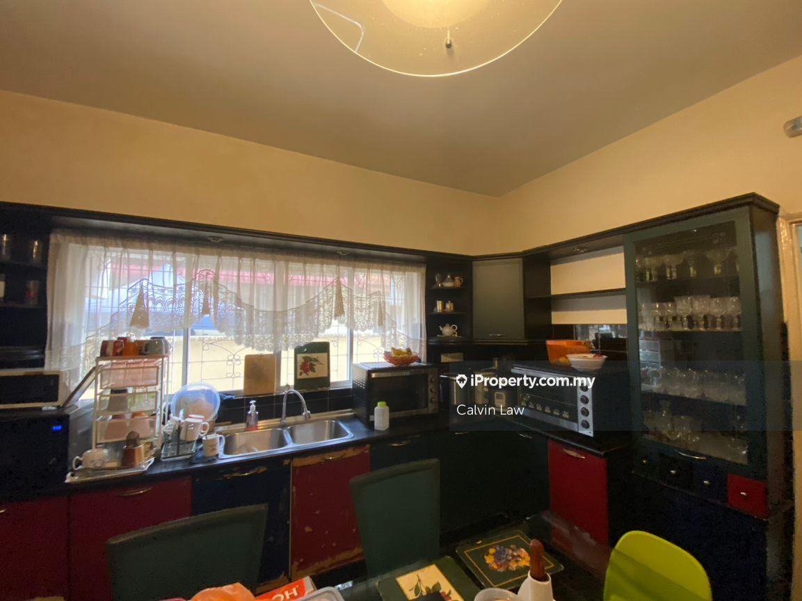 Rumah Berangkai 2 Tingkat untuk Dijual di Bu1 Damansara Petaling Jaya, Bandar Utama oleh Calvin Law - iProperty.com.my