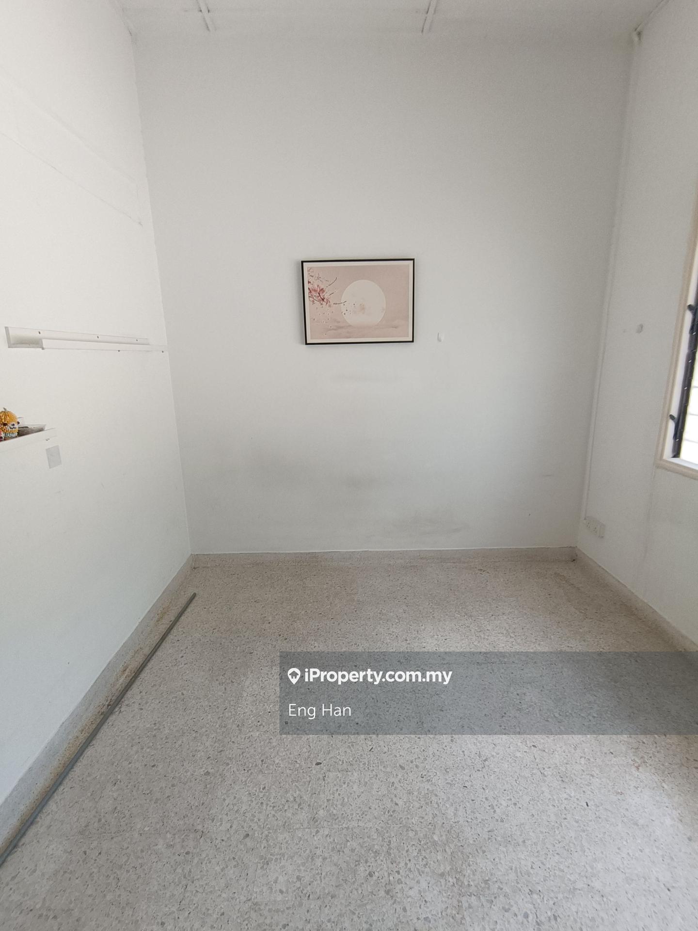 Rumah Berkembar untuk Dijual di Taman Overseas Union (Taman Oug), Jalan Klang Lama (Old Klang Road) oleh Eng Han - iProperty.com.my