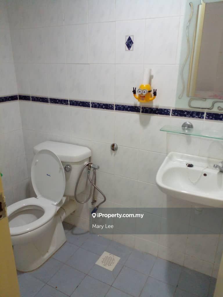 Condominium for Sale in Eden Seaview Condominium by Mary Lee - iProperty.com.my