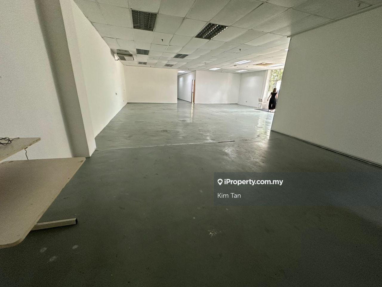 Gudang untuk Disewa di Taman Perindustrian Subang, Subang Jaya oleh Kim Tan - iProperty.com.my