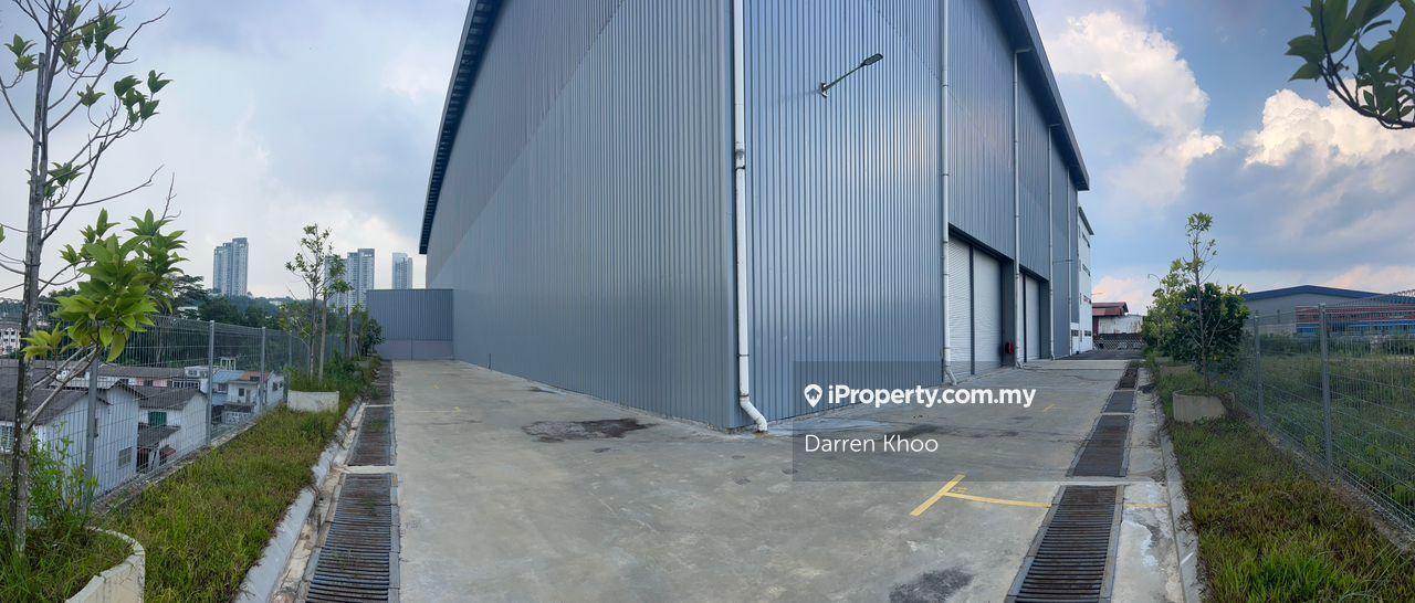Gudang untuk Dijual di Balakong Warehouse with 4 sty office, Balakong oleh Darren Khoo - iProperty.com.my