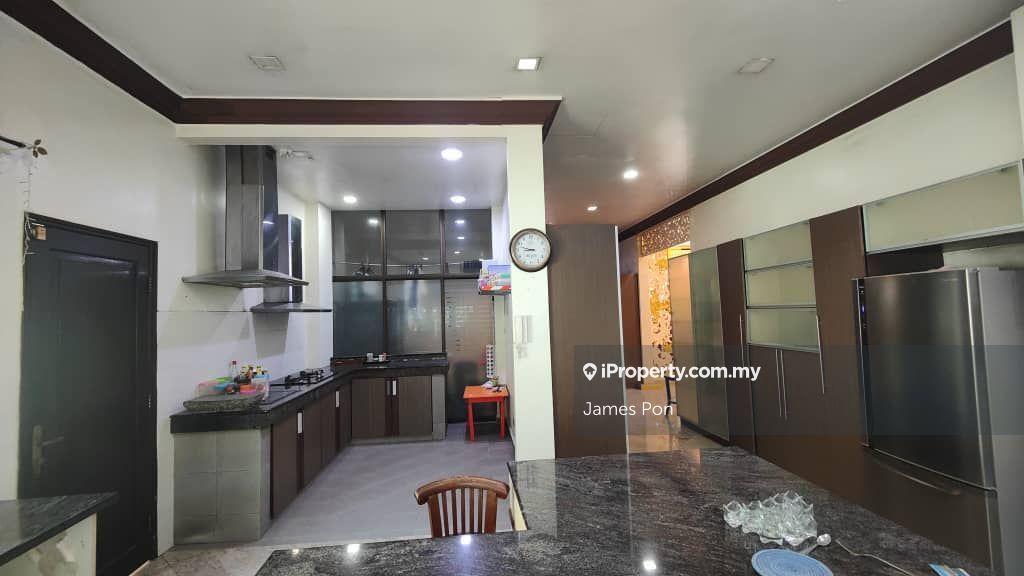 Bungalow House for Sale in Seksyen 16, Petaling Jaya by James Pon - iProperty.com.my