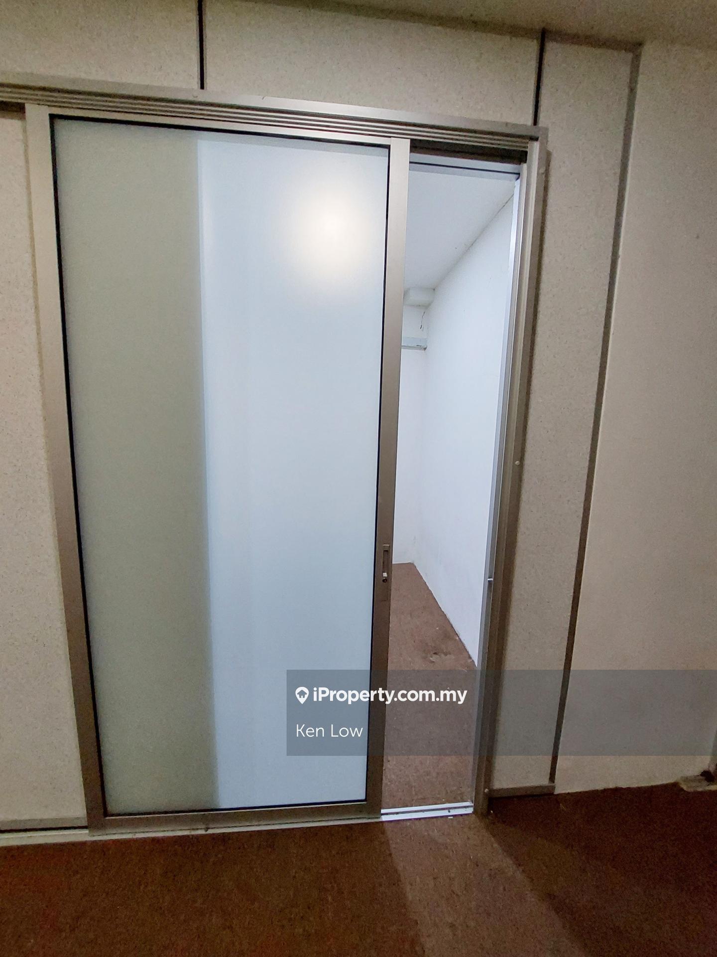 Shop-Office for Rent in Renovated 2nd Floor Shop Office, Taman Sentosa, Kajang by Ken Low - iProperty.com.my