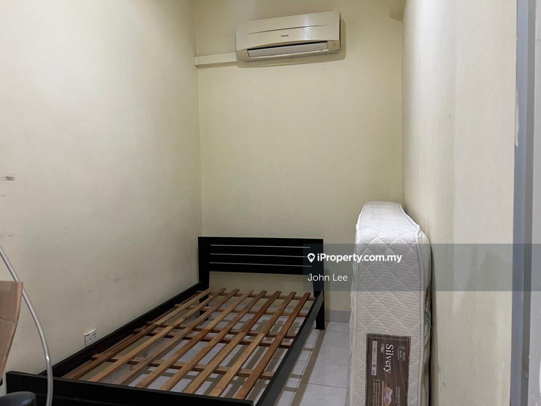 Rumah Bandar untuk Dijual di taragon puteri, taman cheras, Cheras oleh John Lee - iProperty.com.my