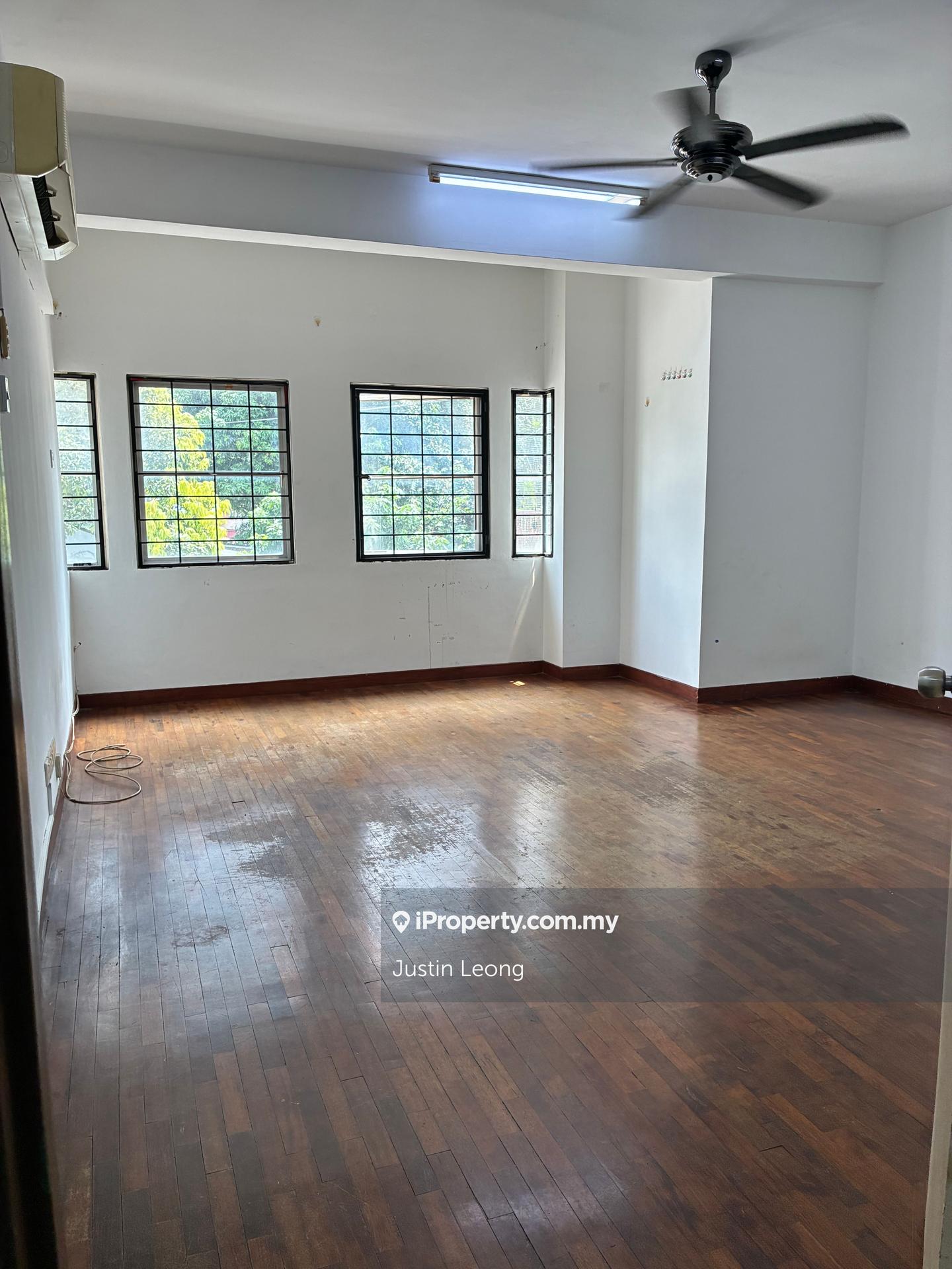 Rumah Berangkai 3 Tingkat untuk Dijual di Taman Suria Setapak, Setapak oleh Justin Leong - iProperty.com.my