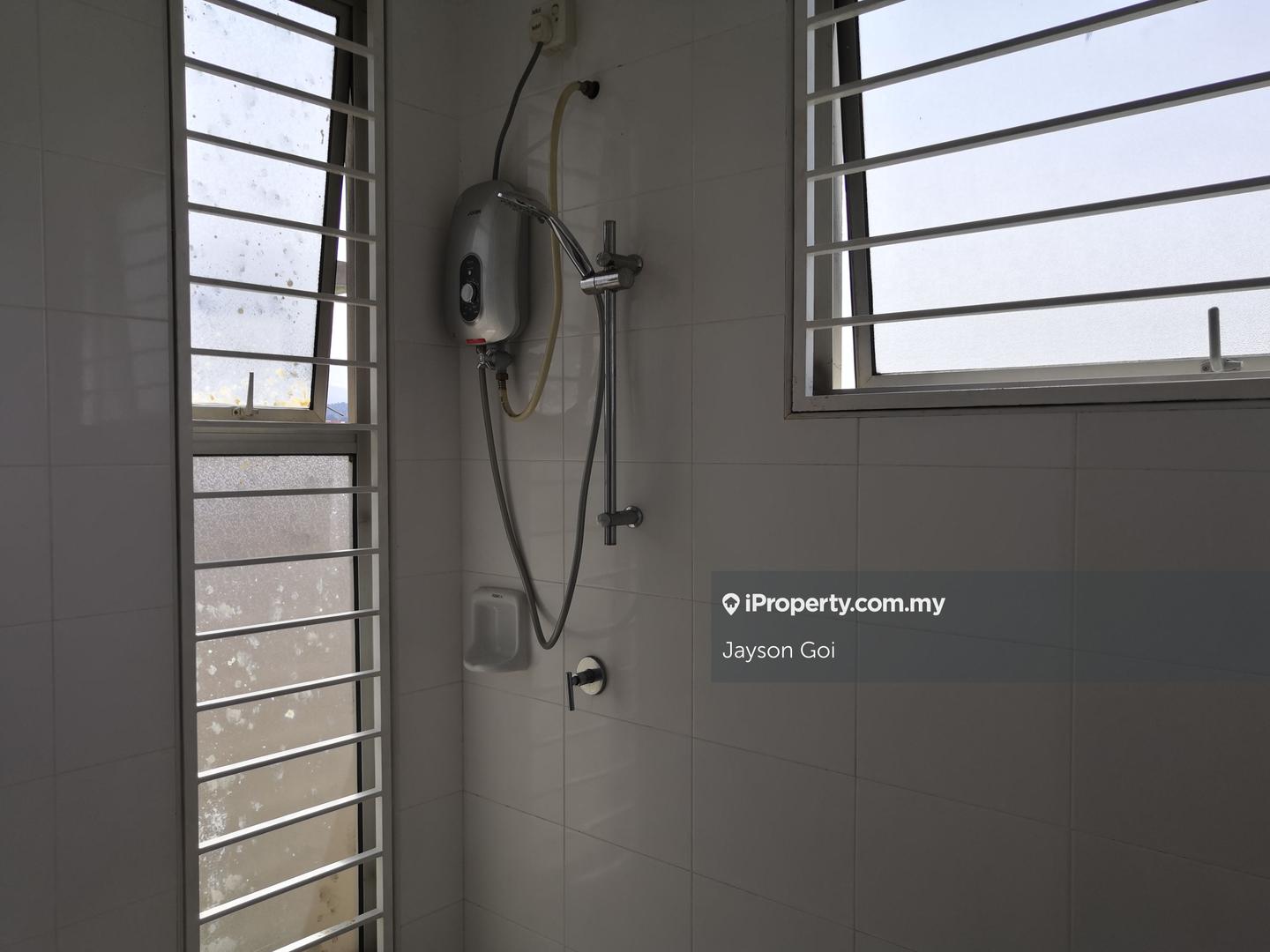 Rumah Berkembar untuk Dijual di Taman Anggun, Rawang oleh Jayson Goi - iProperty.com.my