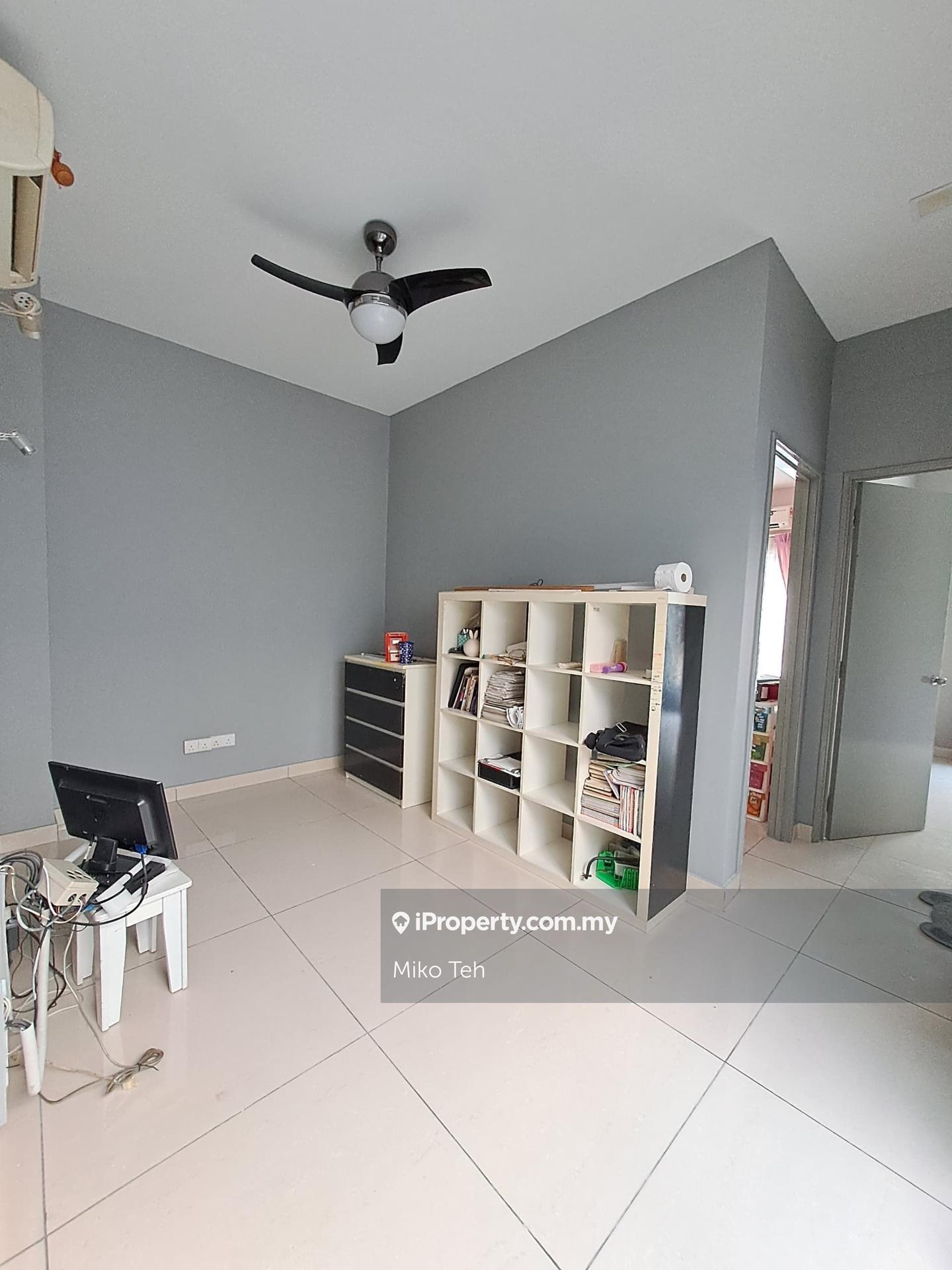 Rumah Berangkai 2 Tingkat untuk Dijual di Taman Lestari Putra, Seri Kembangan oleh Miko Teh - iProperty.com.my