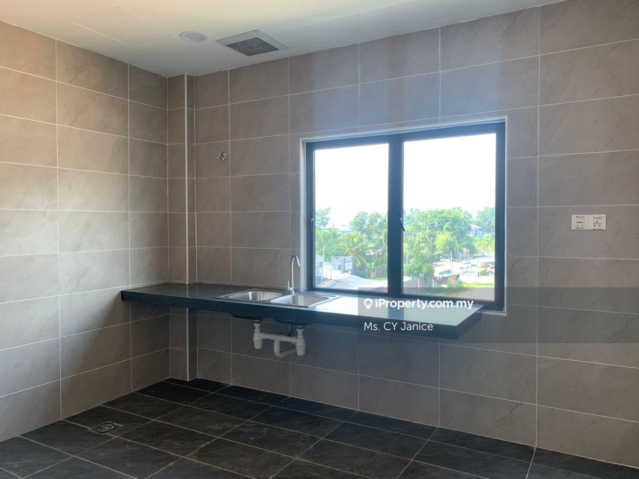 Semi-D Kilang untuk Dijual di Balakong, Serdang, Cheras, Kajang, Bangi, Taming, Balakong oleh Ms. CY Janice - iProperty.com.my