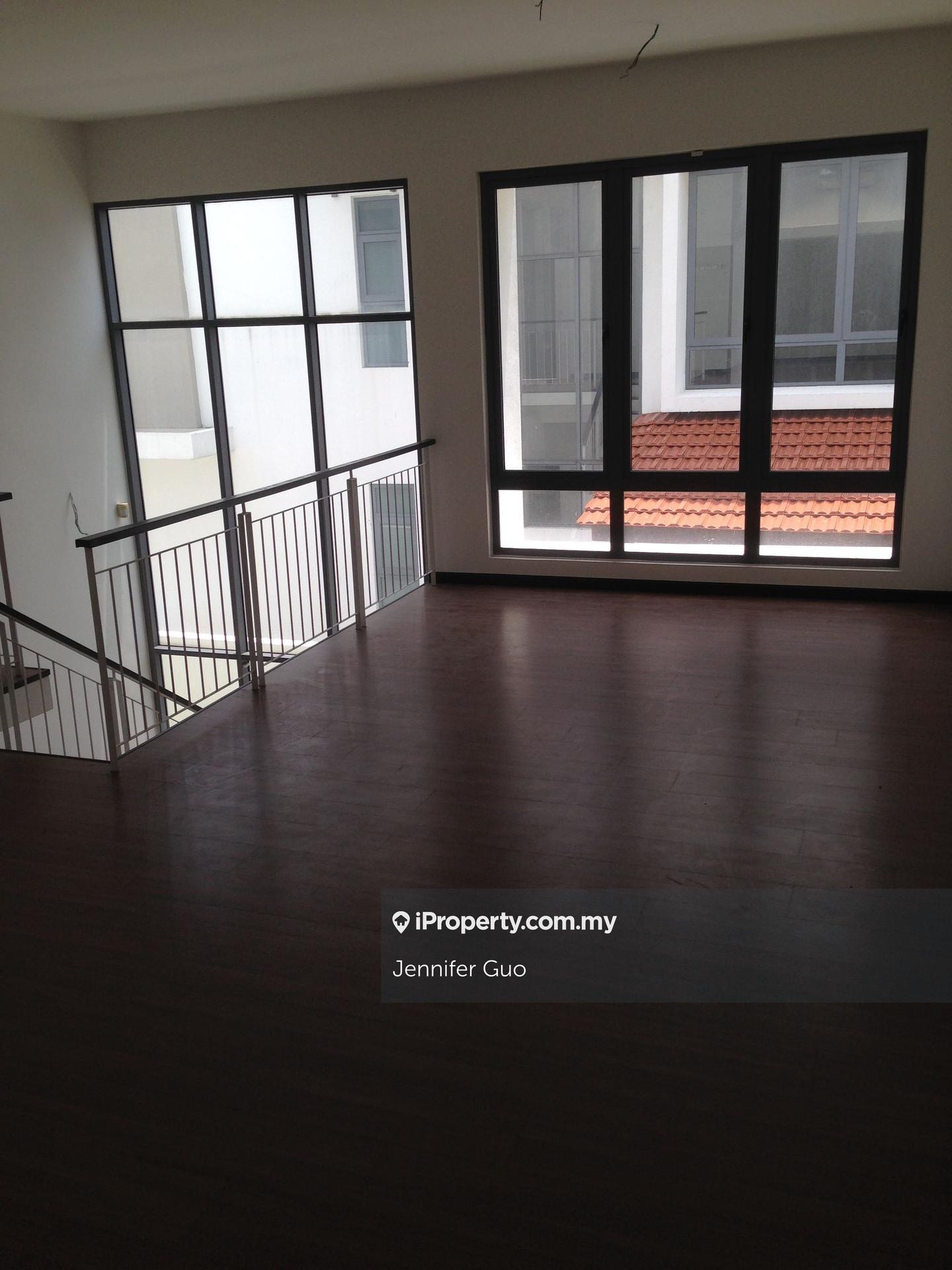 Rumah Berangkai 2 Tingkat untuk Dijual di Summerglades, Perdana Lakeview West, Cyberjaya oleh Jennifer Guo - iProperty.com.my