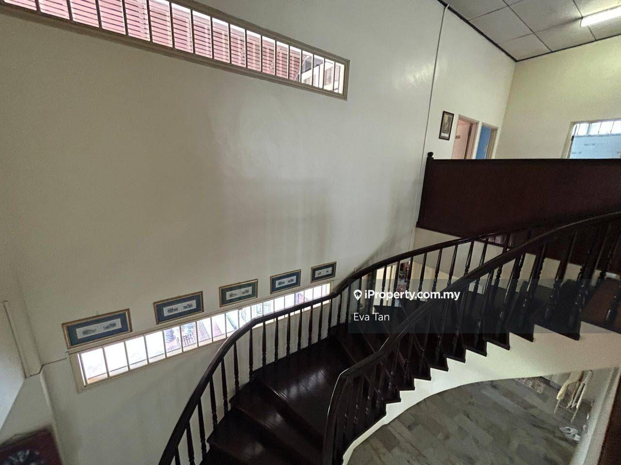 Banglo untuk Dijual di Taman Kolam Air, Johor Bahru oleh Eva Tan - iProperty.com.my