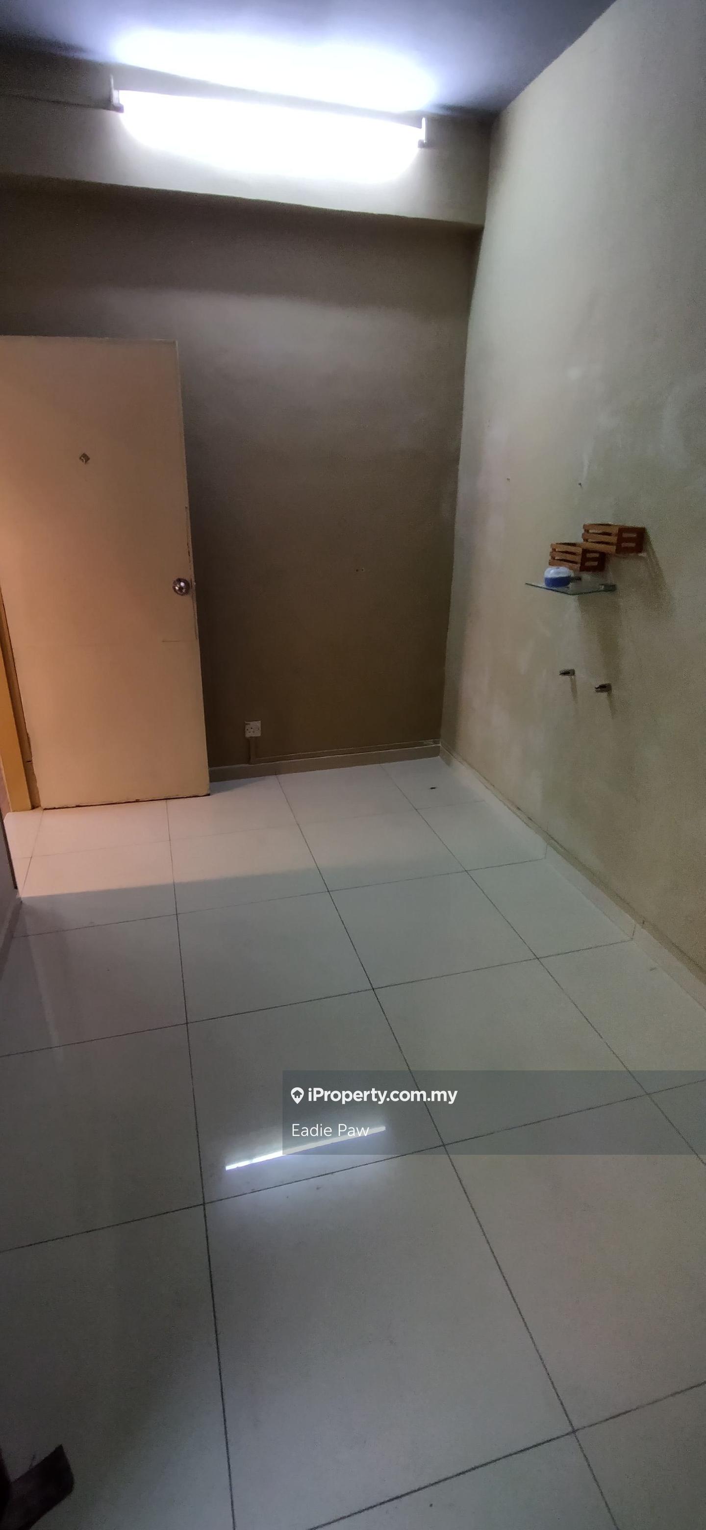 Office for Rent in Pusat Bandar Puchong, Puchong by Eadie Paw - iProperty.com.my