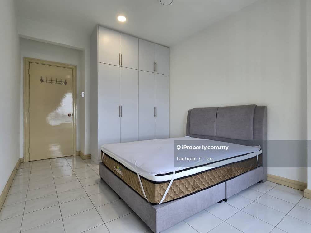 Kondominium untuk Disewa di Pantai Panorama Condominiums oleh Nicholas C Tan - iProperty.com.my