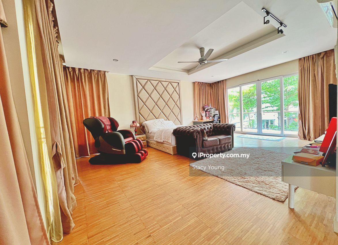 Bungalow House for Sale in Bandar Mahkota Cheras, Cheras by Stacy Young - iProperty.com.my