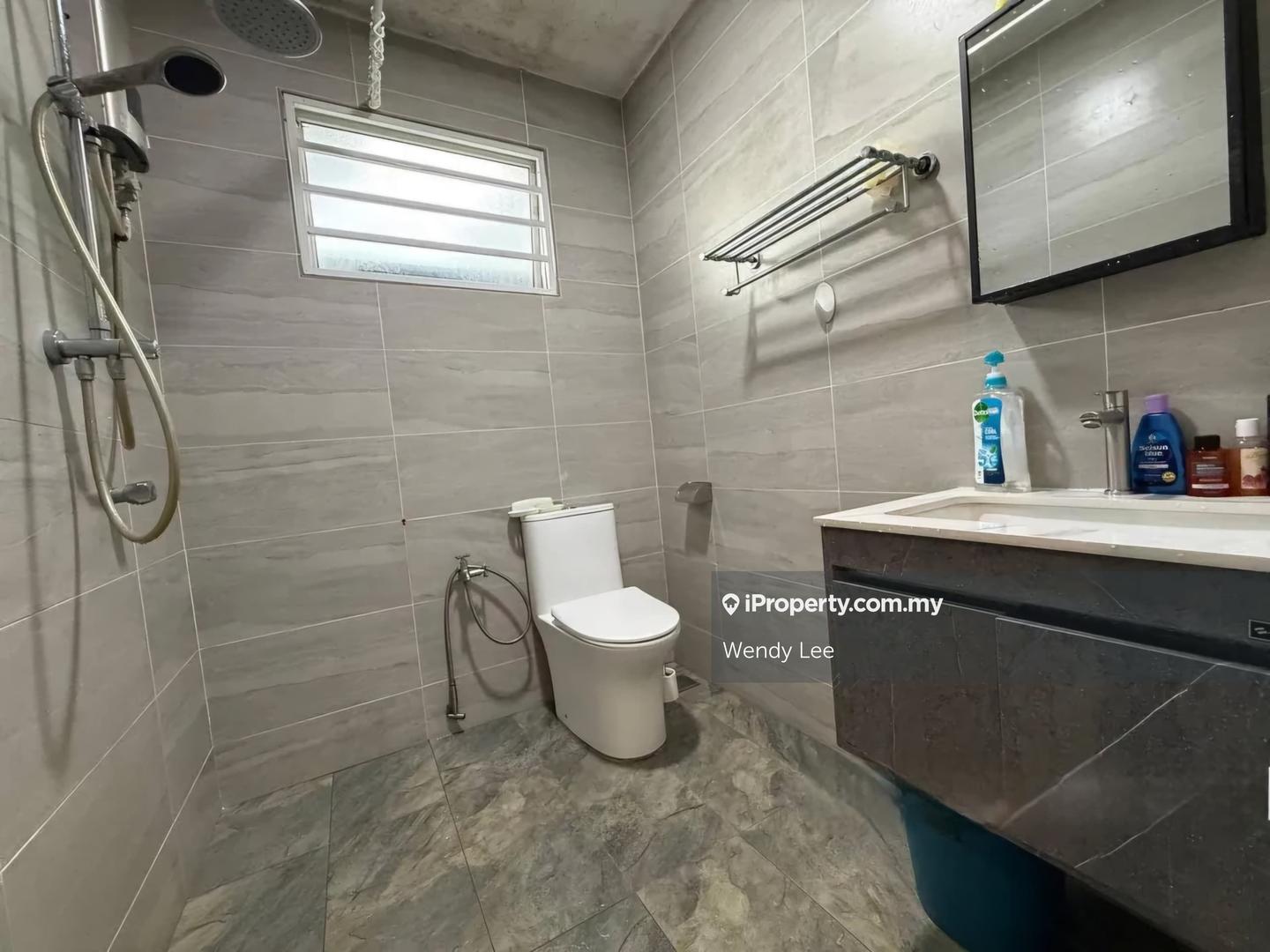 2.5-storey Terraced House for Sale in Taman Tasik Prima, Puchong by Wendy Lee - iProperty.com.my