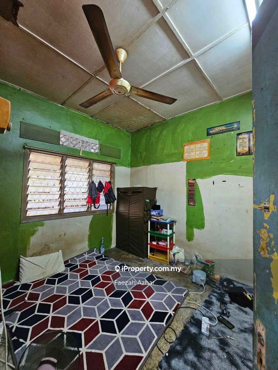 Rumah Berangkai 1 Tingkat untuk Dijual di Taman Setia Jaya, Banting oleh Faezah Azhar - iProperty.com.my