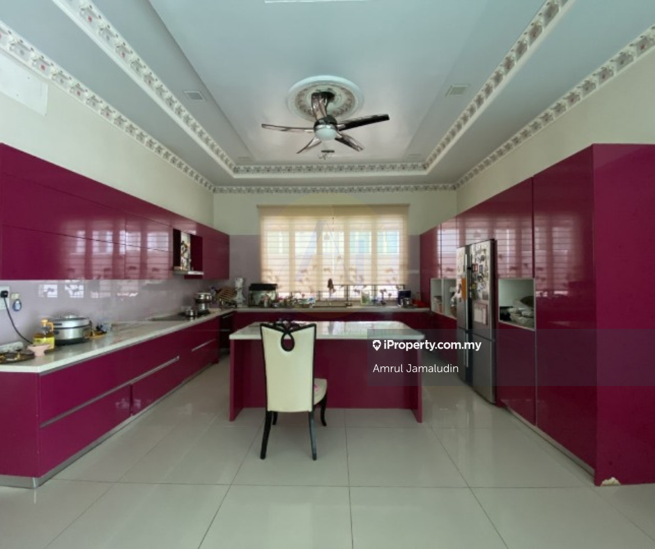 Bungalow House for Sale in Taman Ukay Seraya, Ampang by Amrul Jamaludin - iProperty.com.my