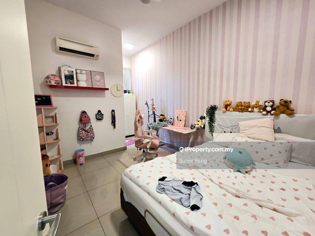 Rumah Berangkai 3 Tingkat untuk Dijual di Kinrara Residence, Puchong oleh Sunni Yong - iProperty.com.my