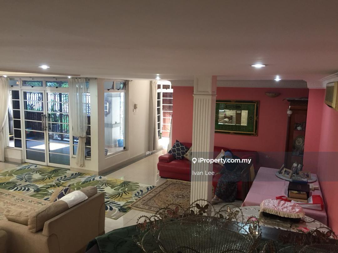 Semi-Detached House for Sale in Kelana Jaya, Petaling Jaya by Ivan Lee - iProperty.com.my
